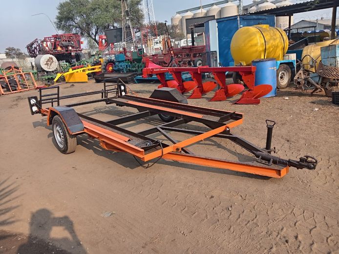 CAR TRAILER
