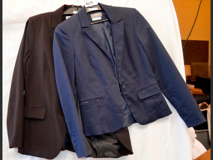 LOT OF 2: STUDIO W & WOOLWORTHS LADIES SUIT JACKETS