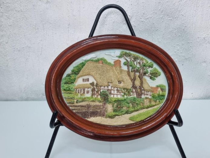 Vintage 3D English Thatched Cottage Wall Plaque