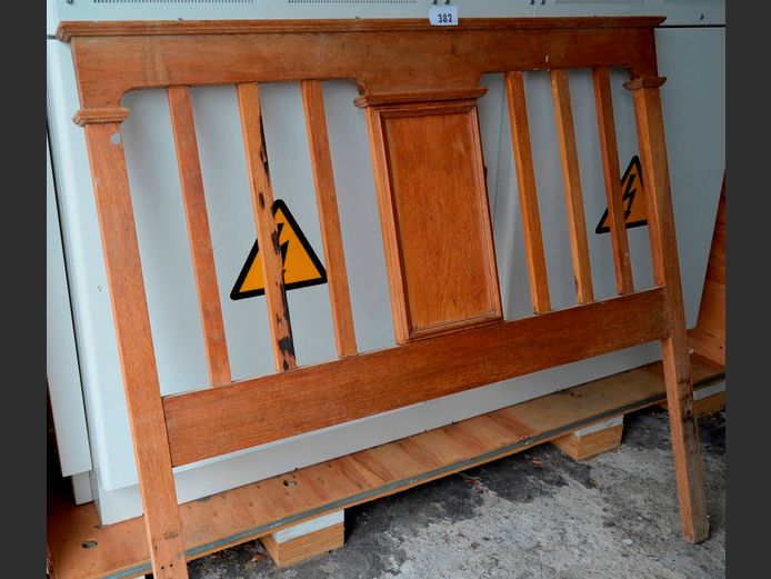 OAK DOUBLE HEADBOARD