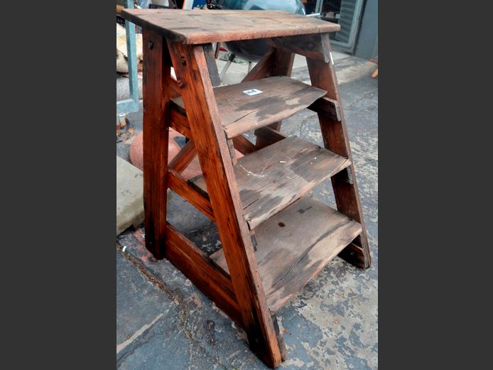 OREGON PINE 3-STEP GARDEN STAND, 77 x 70 x 89cm