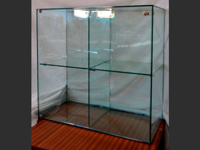 SINGLE DOOR GLASS DISPLAY CABINET, 84 x 39 x 81cm