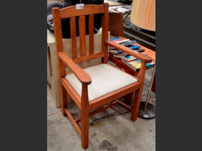 OAK ARMCHAIR
