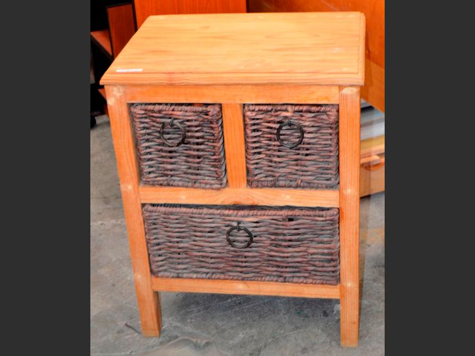 PINE 2-OVER-1 WICKER DRAWER BEDSIDE PEDESTAL, 47 x 36 x 60cm