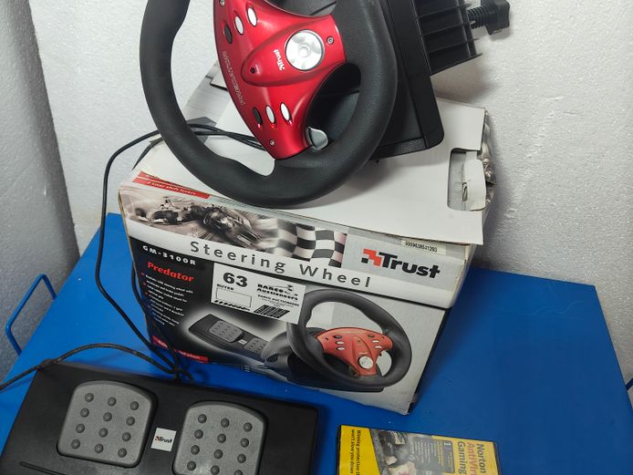 GAMING STEERING WHEEL