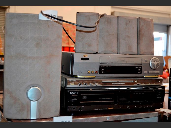 ACCENT DVD PLAYER, SONY CD PLAYER, etc [Switch on, faulty, watermarks to speakers]