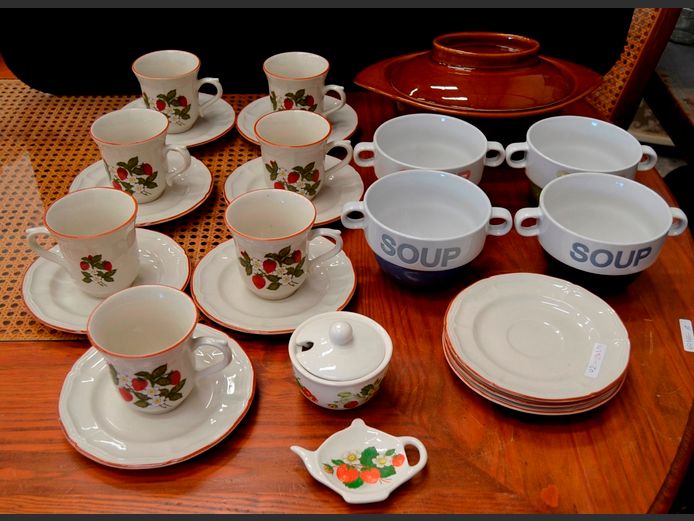 NEWCOVER CUPS & SAUCERS, SOUP MUGS, STONEWARE CASSEROLE, etc