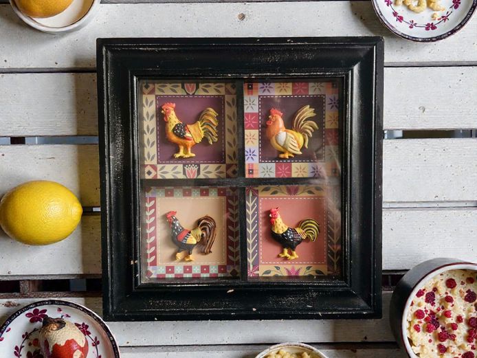 Farm-Style Decorative Framed Rooster Figurines Art 