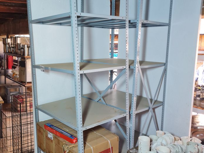2 X BOLT AND NUT SHELVING