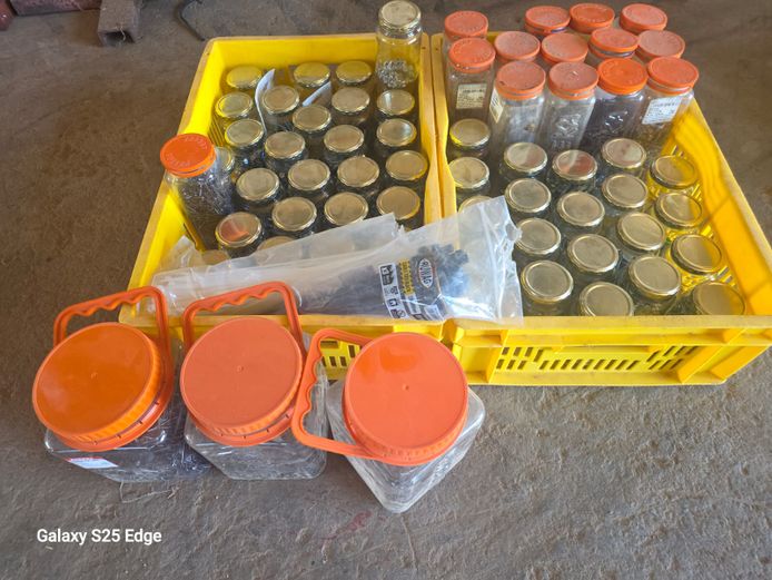 Skroewe, spykers ens