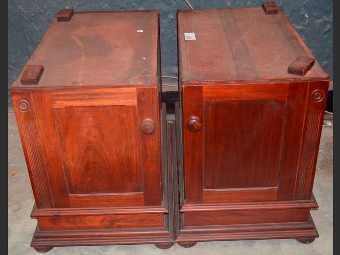 PAIR MAHOGANY DOUBLE SIDED PEDESTALS, 82 x 51 x 64cm