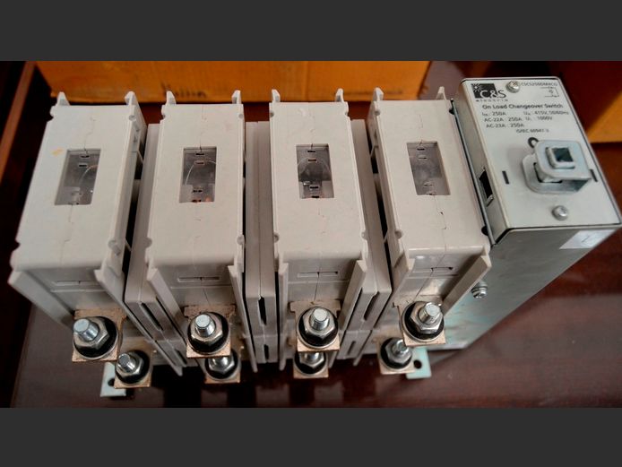 C & S ELECTRIC 250A CHANGEOVER SWITCH ### PLUS VAT ###