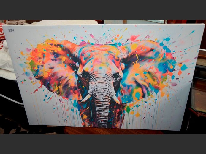 UNFRAMED PRINT ON CANVAS "ELEPHANT", 119 x 81cm