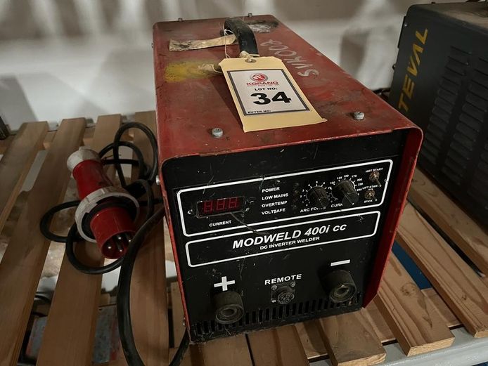 Welding machine