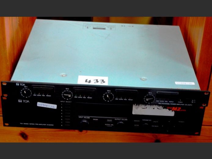TOA DA250FH MULTI-CHANNEL AMPLIFIER & A TOA 9000M2 SERIES PRE AMPLIFIER [Switches on, untested further]