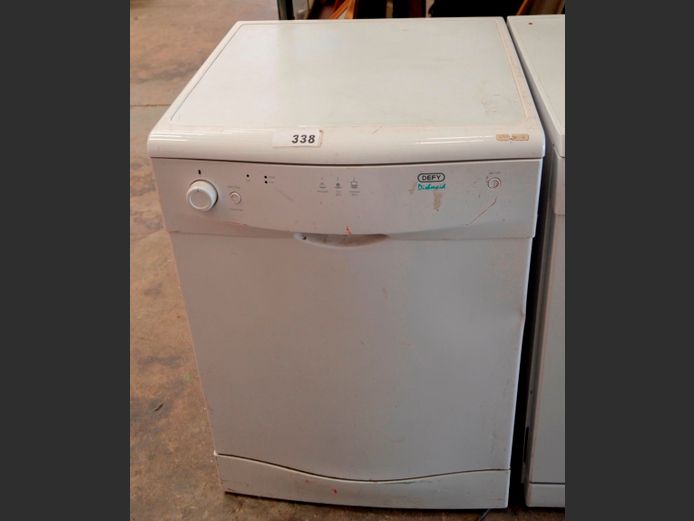 DEFY DISHMAID DISHWASHER [Switches on, untested further]