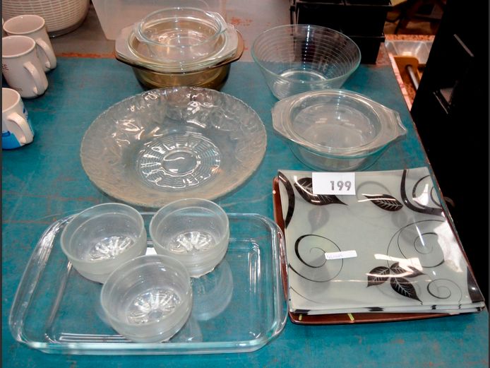 PYREX DISHES WITH LIDS, SQUARE DISHES, BOWLS, etc