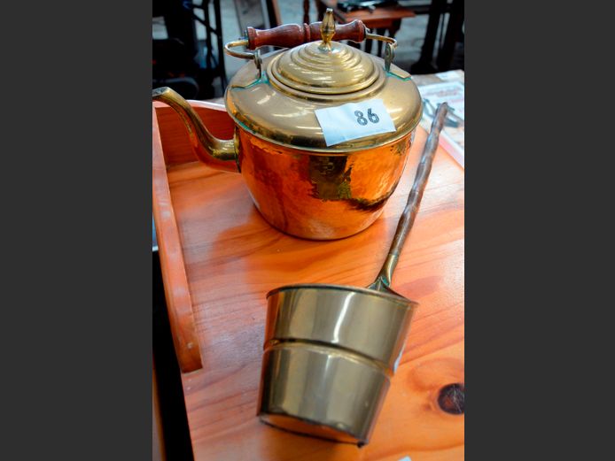 VINTAGE BRASSWARE: KETTLE & LADLE, 30cm Long x 23cm High & 60cm Long