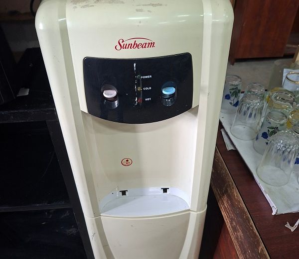 Sunbeam Water Dispenser