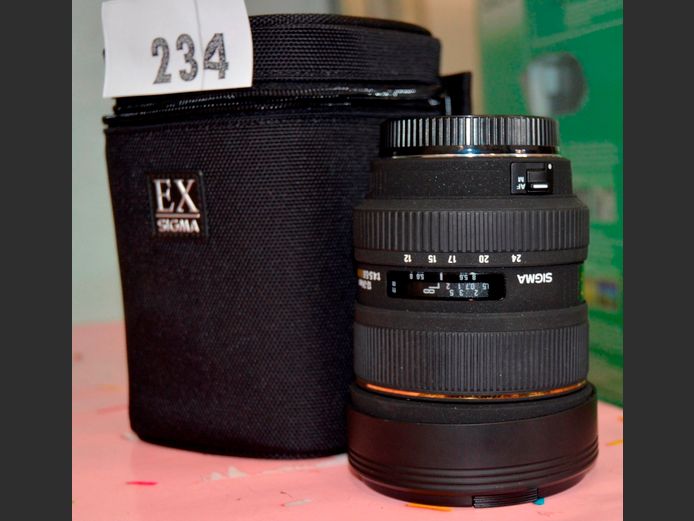 SIGMA EX CAMERA LENS IN BAG [Condition unknown]