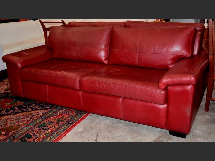 OXBLOOD LEATHER 2-SEATER OVERSIZED COUCH, 225 x 100cm