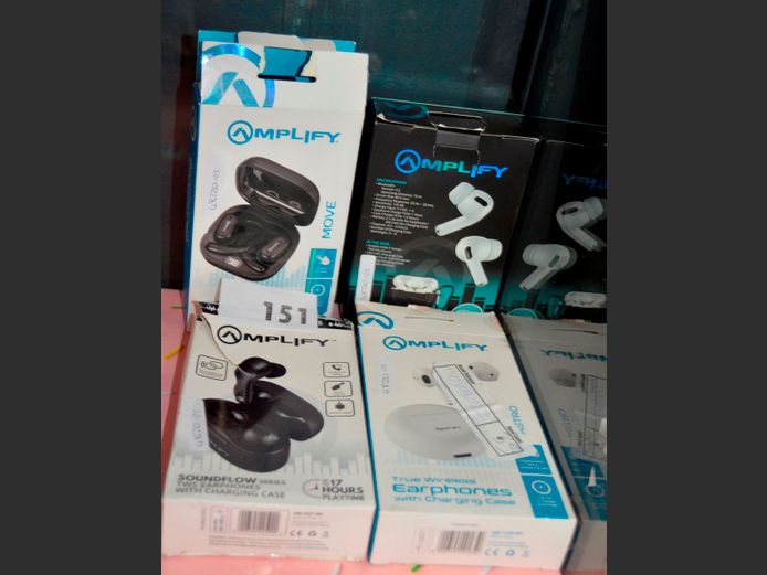 LOT: 4 x AMPLIFY EARPHONES [Untested]