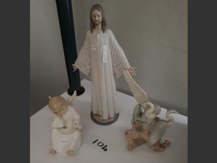 LLADRO FIGURINES & CRANES [Some damage]