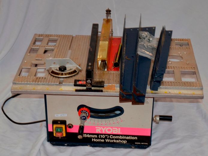 RYOBI 234mm COMBINATION HOME WORKSHOP TABLE SAW [Switches on, untested further]