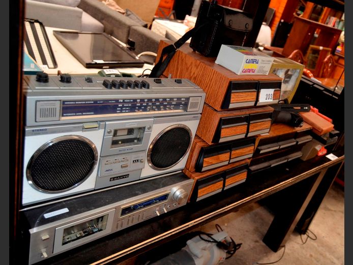 VINTAGE CAMERAS, SANYO PORTABLE RADIO, CASSETTE TAPES, etc [Condition unknown]