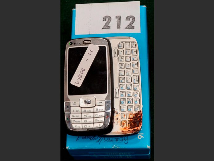 HTC CELLPHONE [, Untested, No charger, damaged]