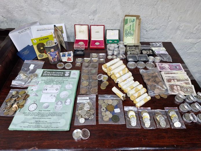 Large Coin Collection South African & Foreign
