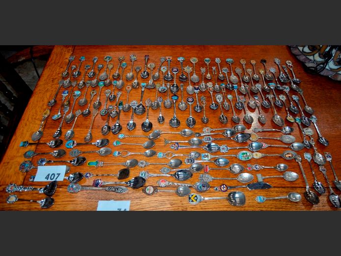 COLLECTION SILVER PLATE & OTHER TEASPOONS
