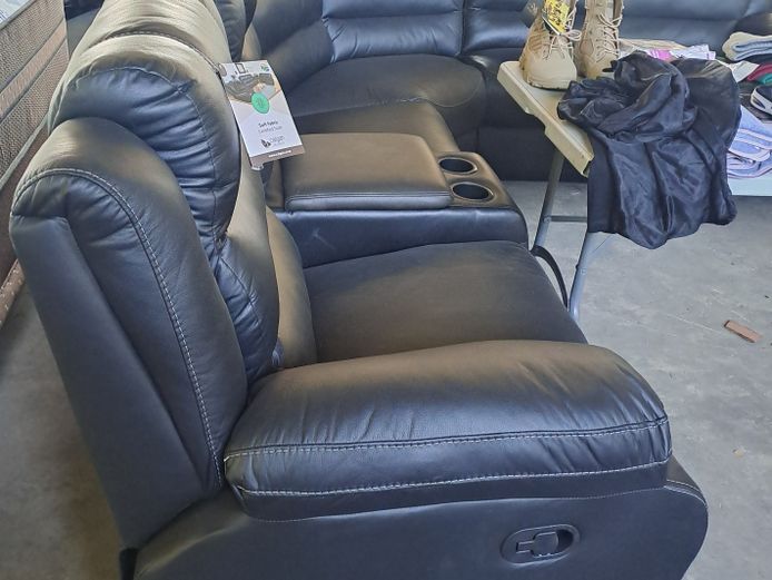 BLACK LYLA 6PC CORNER RECLINER LOUNGE SUITE 