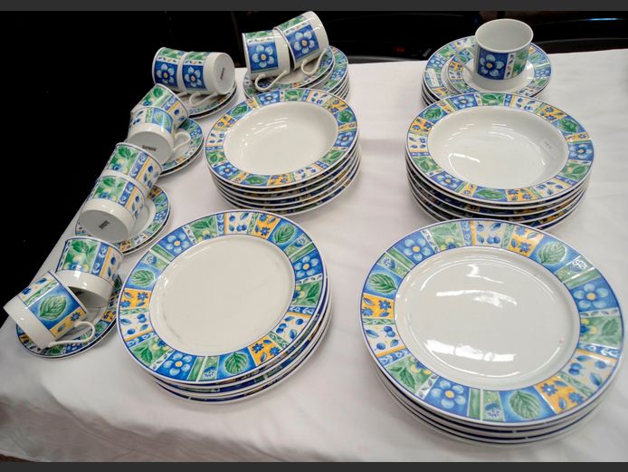 HANJADE 61-PIECE PART BREAKFAST SET