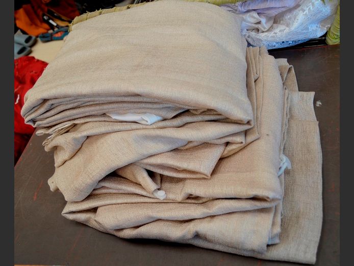 SET OF 3 DROPS BEIGE CURTAINS