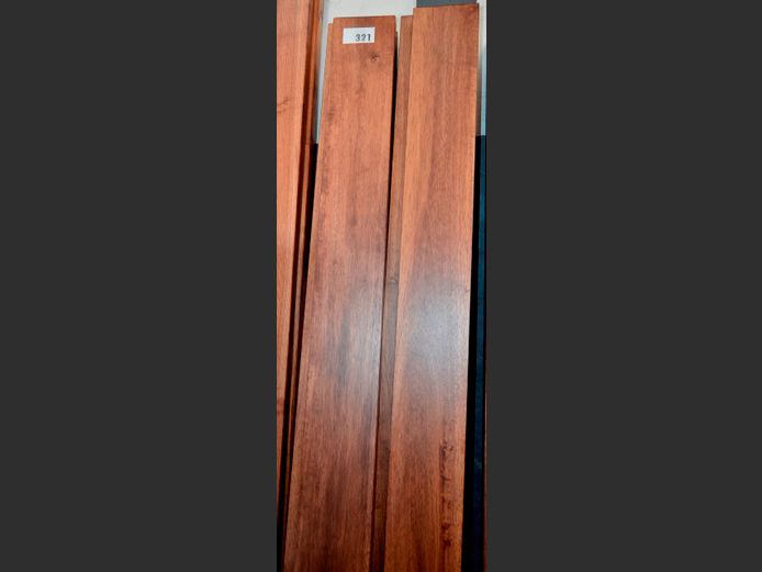 LOT: 10 x STAINED OAK SLATS, 147 x 14cm