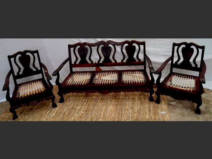 IMBUIA BALL & CLAW 3-PIECE, 5-SEATER LOUNGE SUITE WITH RIEMPIE SEATS