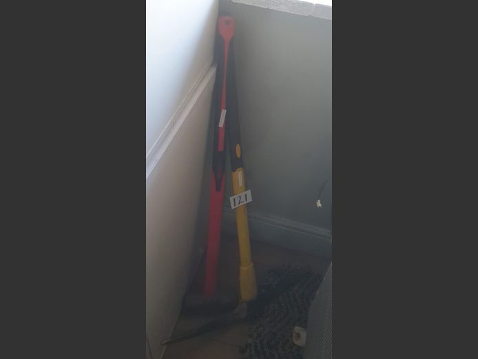 LOT: 14 POUND HAMMER  & A PICK