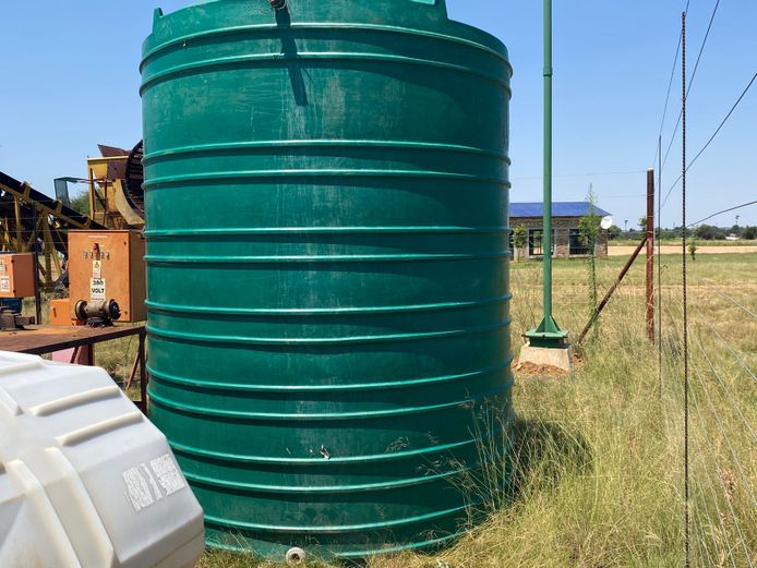 Groen 10 000L JOJO tank