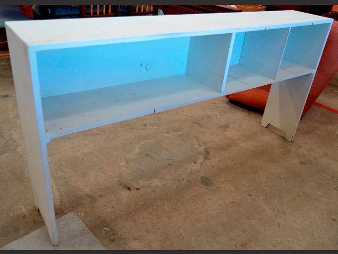 WHITE PAINTED DOUBLE HEADBOARD WITH SHELVES, 183 x 30 x 91cm