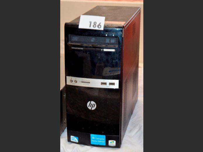 HP INTEL CELERON DESKTOP COMPUTER [Switches on, Untested further]