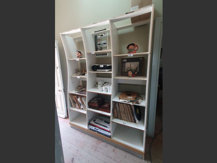 WHITE 15-CUBE DISPLAY SHELF, 160 x 45 x 210cm