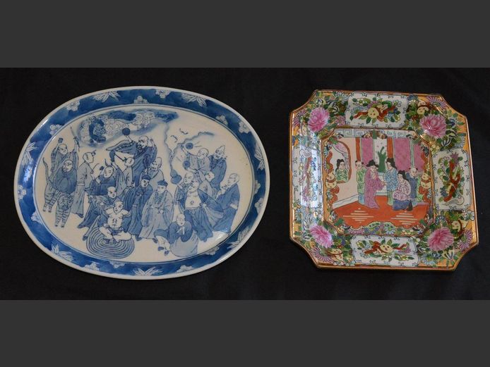 CERAMIC BLUE & WHITE PLATTER & A FIGURAL DECORATED PLATE, 28cm x 21cm & 19cm x 19cm