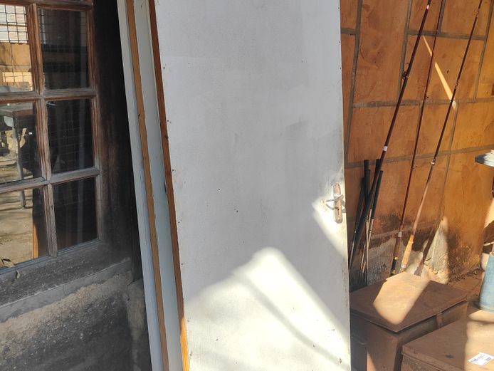 LOT DOORS