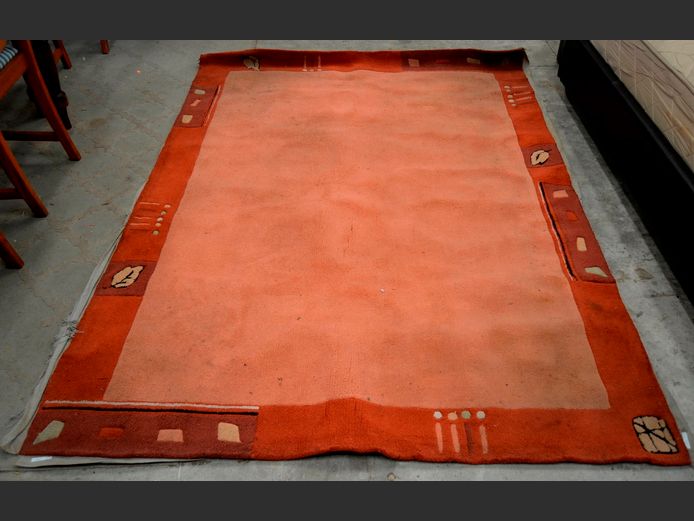 THICK PILE WOOL CARPET, 220 x 157cm [Needs a clean]