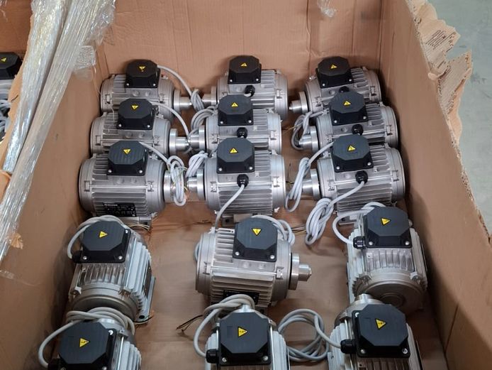 Electric motors: 0.75 HP x 15