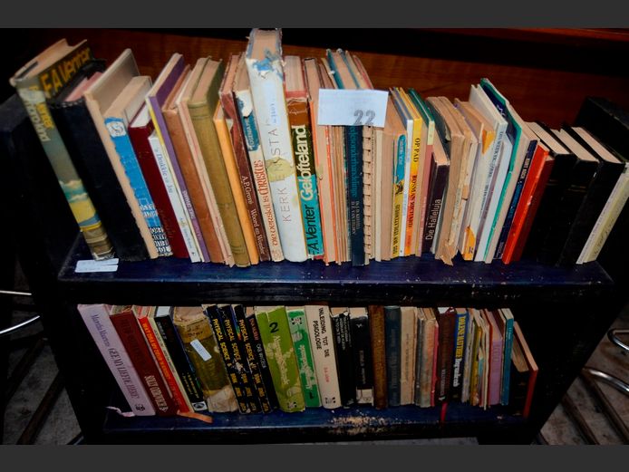 NOVELS, SCIENCE BOOKS, etc