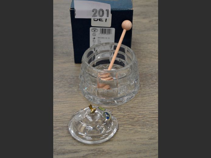 BOHEMIA CRYSTAL HONEY POT [Lid does not fit pot]