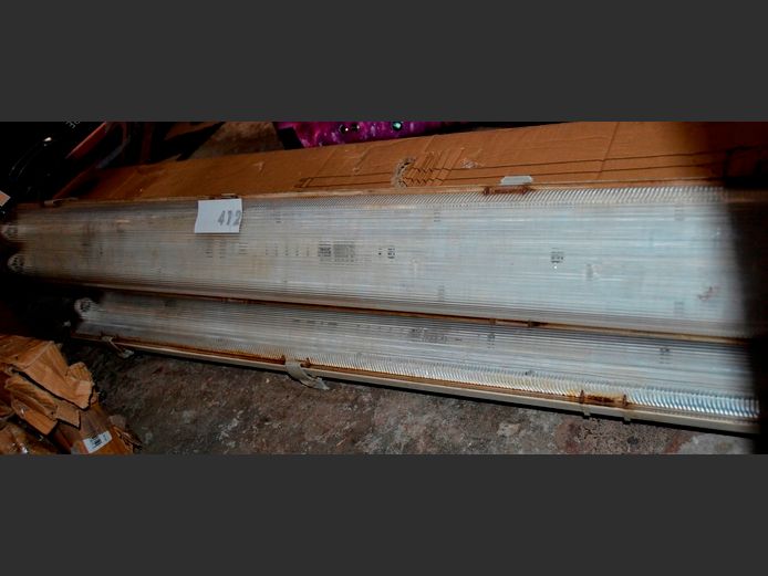 FLUORESCENT LIGHT FITTINGS & TUBES [Condition unknown]