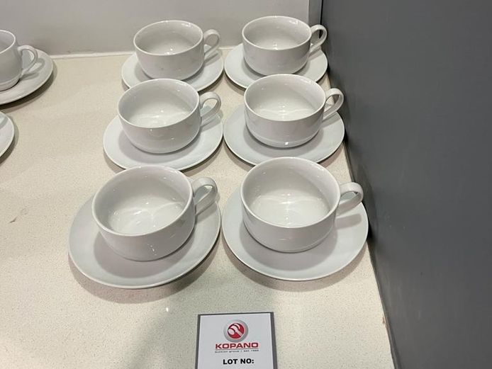 Lot tea cups